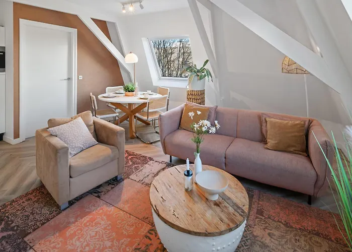 Stylish-loft Near Center And Park Apartament Roosendaal